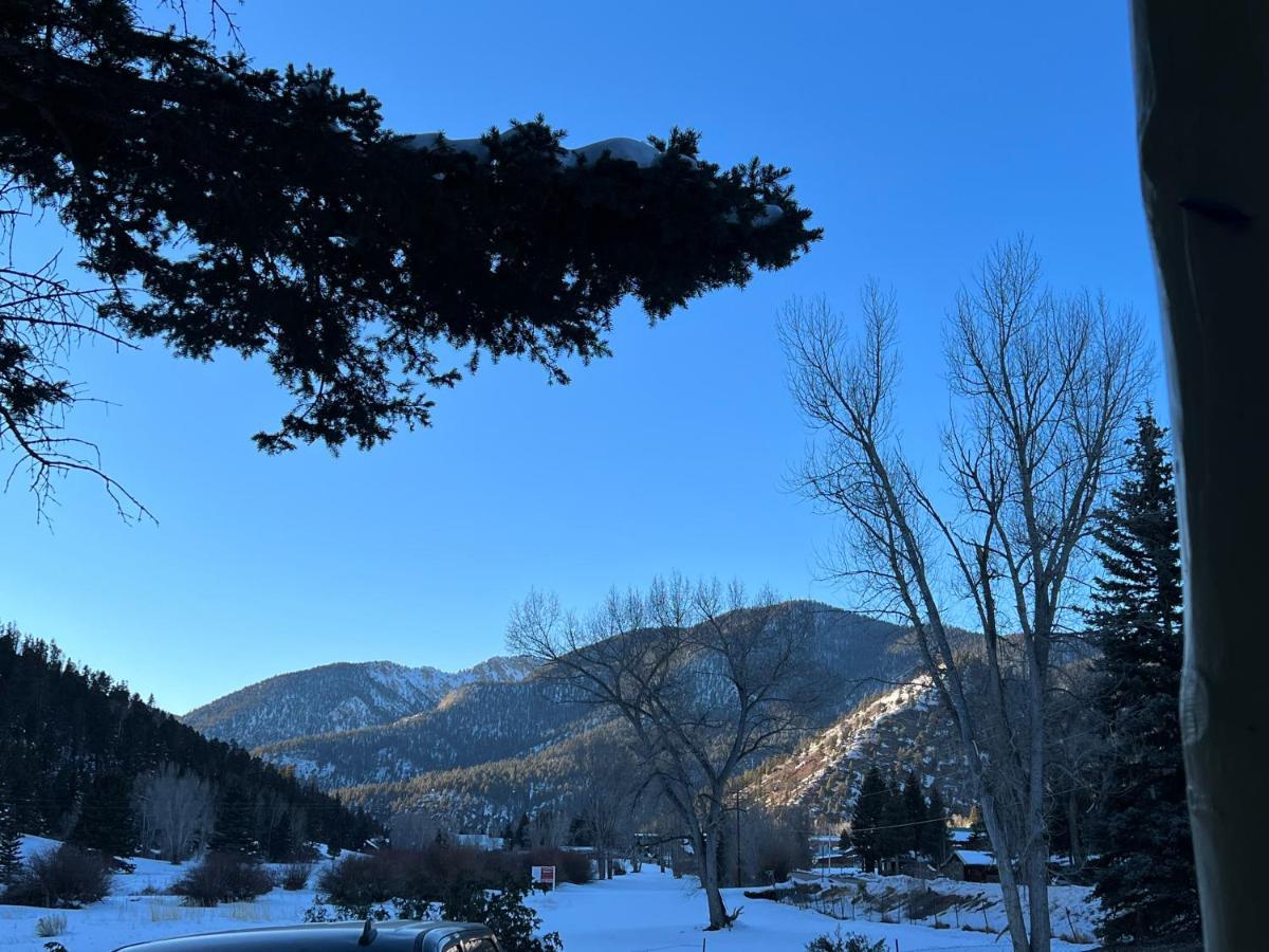 Mountain View Lodge レッドリバー エクステリア 写真