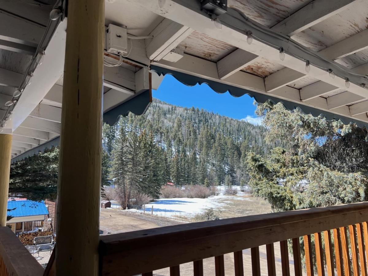 Mountain View Lodge レッドリバー エクステリア 写真