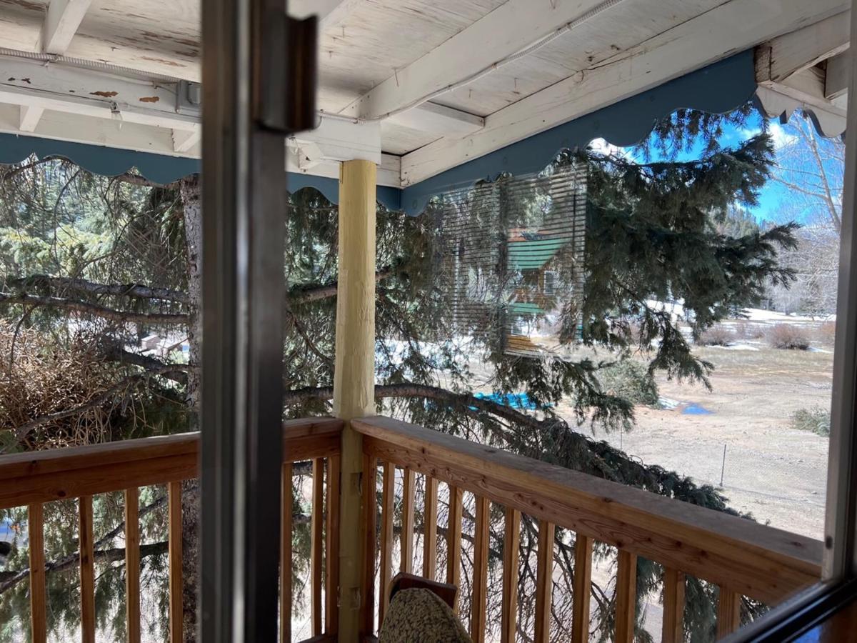 Mountain View Lodge レッドリバー エクステリア 写真