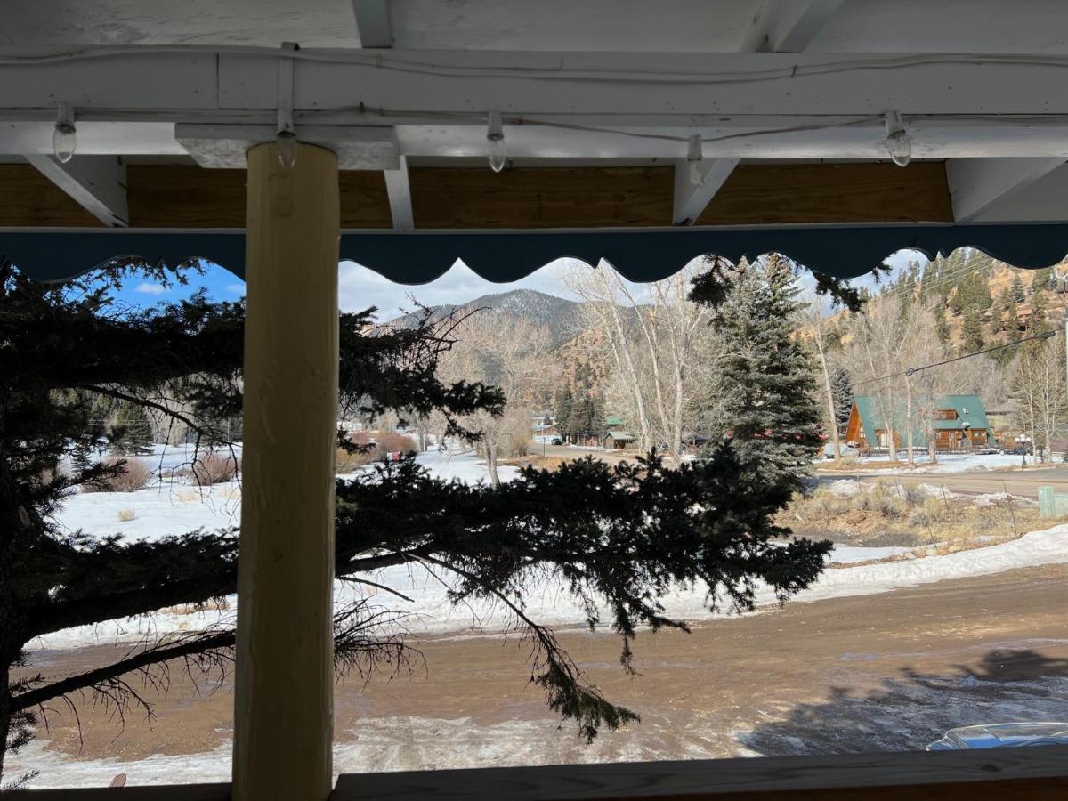 Mountain View Lodge レッドリバー エクステリア 写真
