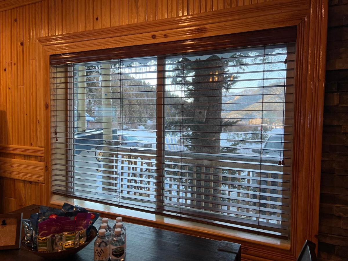 Mountain View Lodge レッドリバー エクステリア 写真