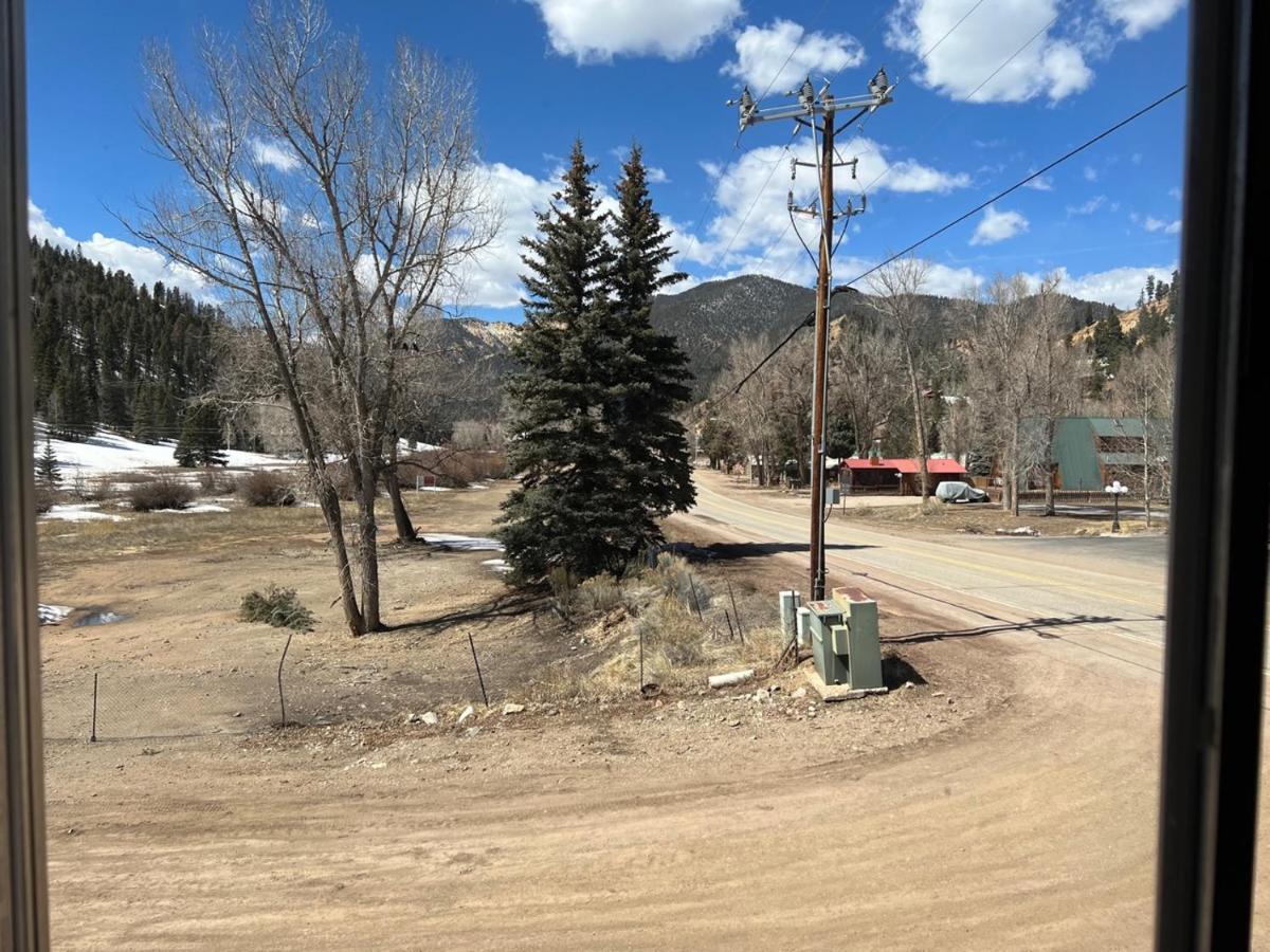 Mountain View Lodge レッドリバー エクステリア 写真